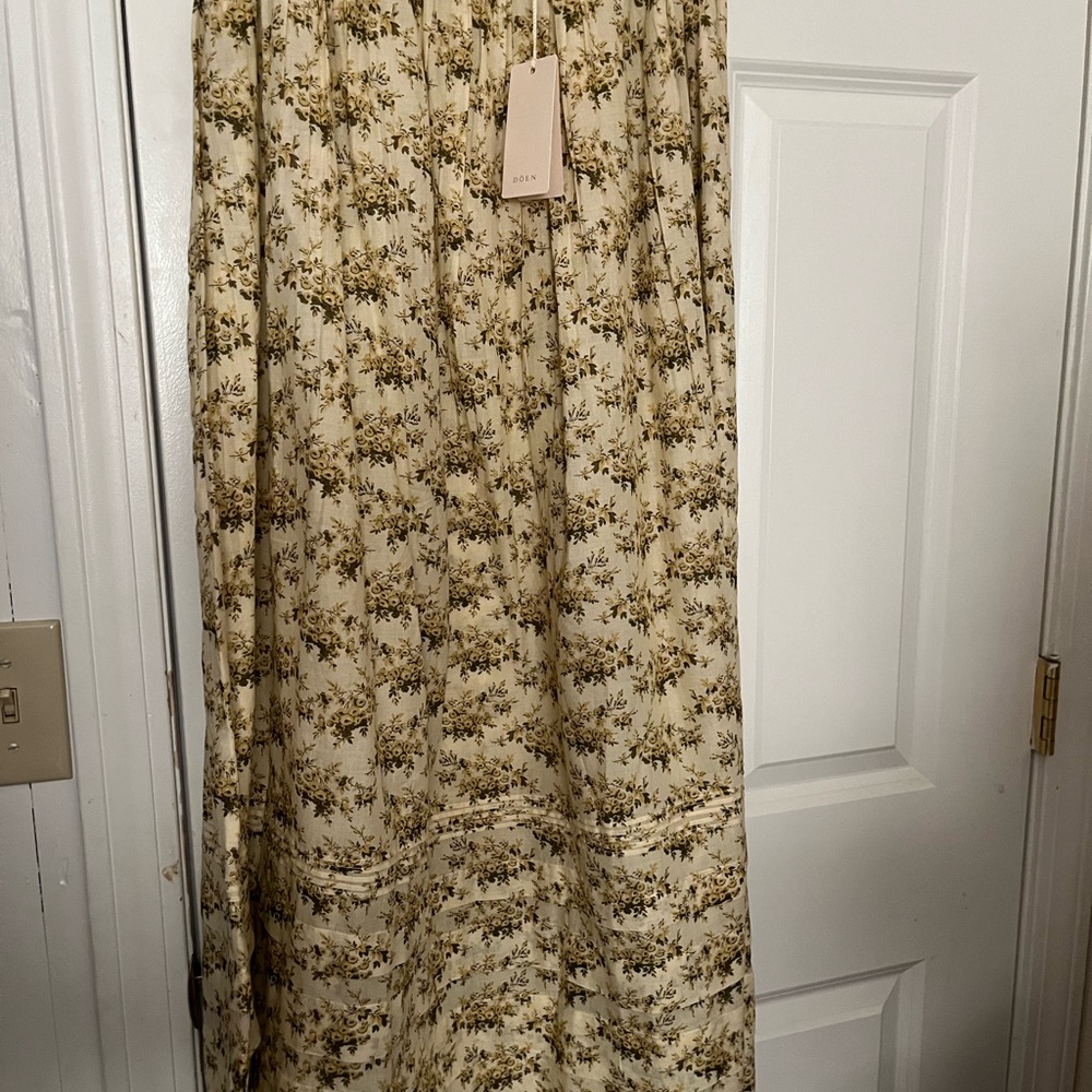 DÔEN NWT Marcie skirt in citron rosier floral - Picture 14 of 16